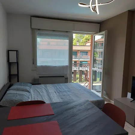 Affittacamere Foresteria Hostaria Del Golfo Cod C00025 Laveno-Mombello