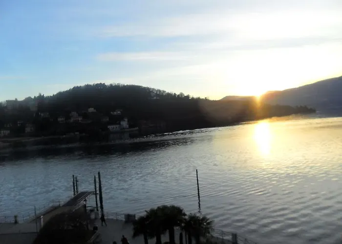 Affittacamere Foresteria Hostaria Del Golfo Cod C00025 Laveno-Mombello